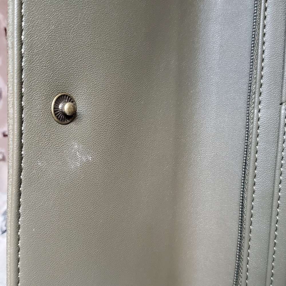 Leather Wallet - Picture 5 of 10